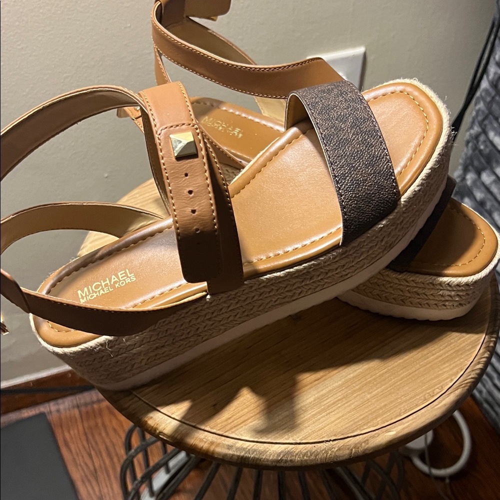 Michael Kors Brown and Tan Platform Sandals